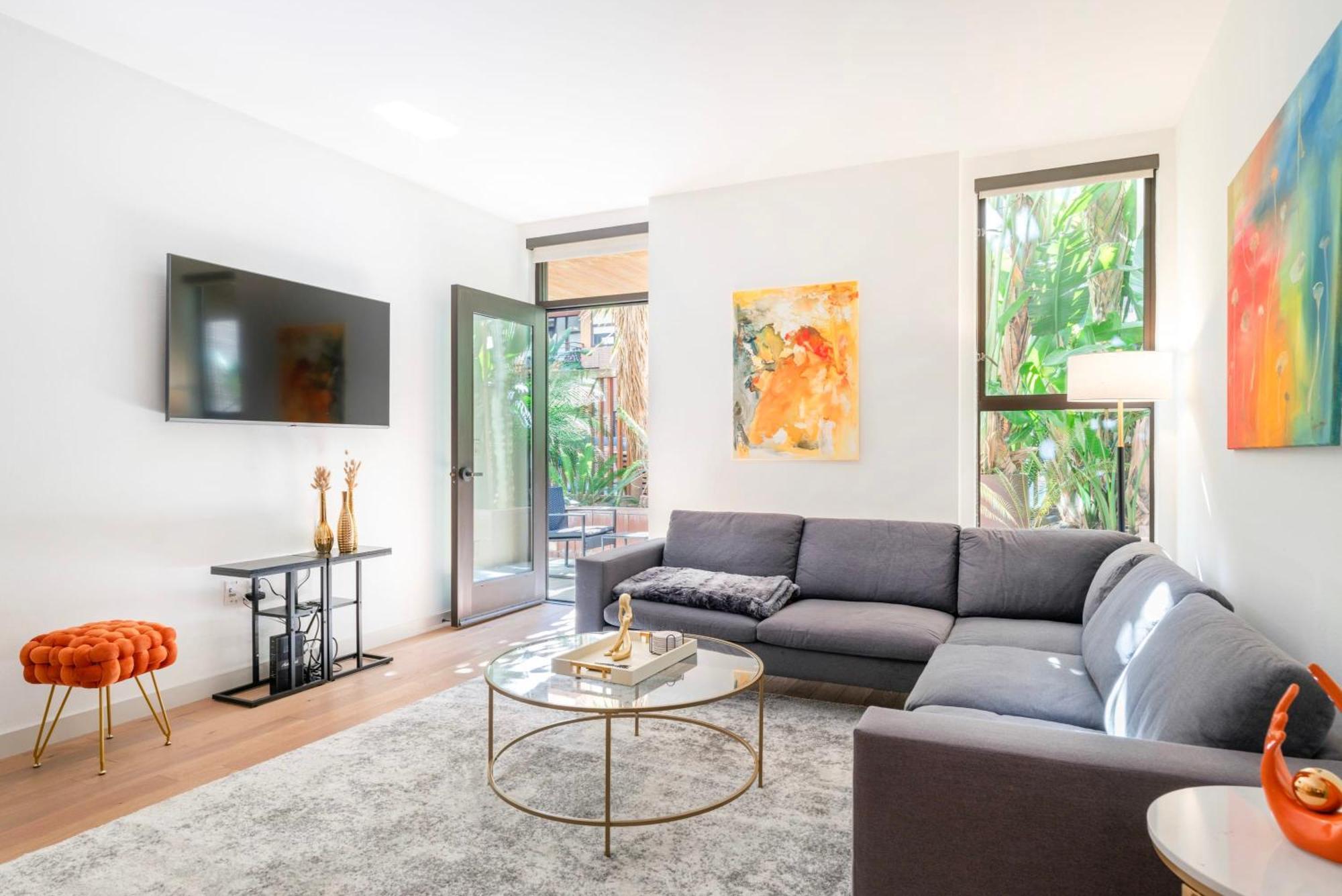 Hollywood 2 Bed Luxury La Na Los Angeles